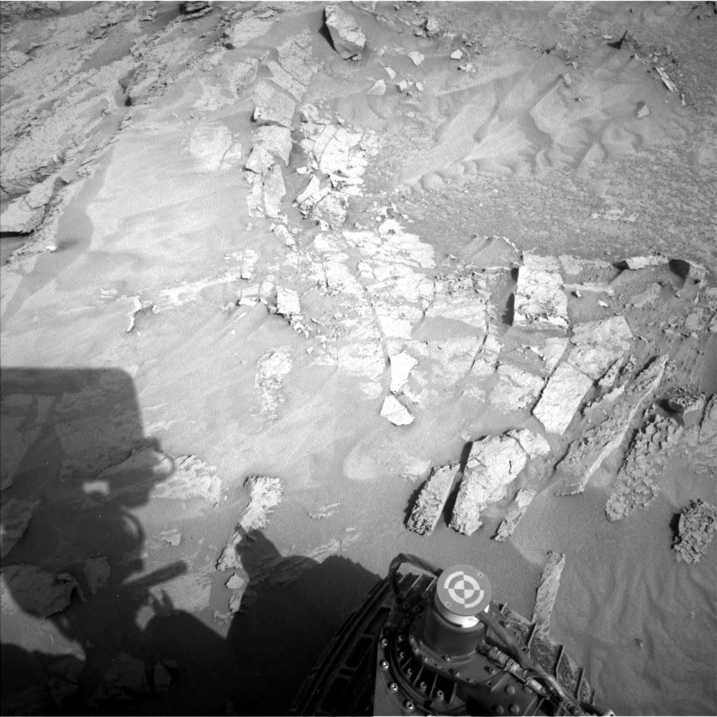 Foto de Marte da câmera NAV_LEFT_B