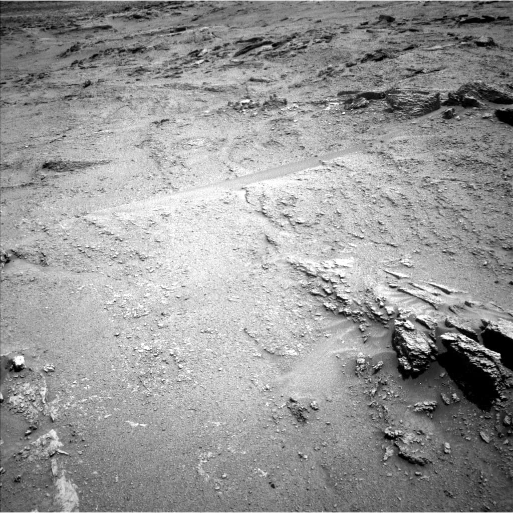 Foto de Marte da câmera NAV_LEFT_B