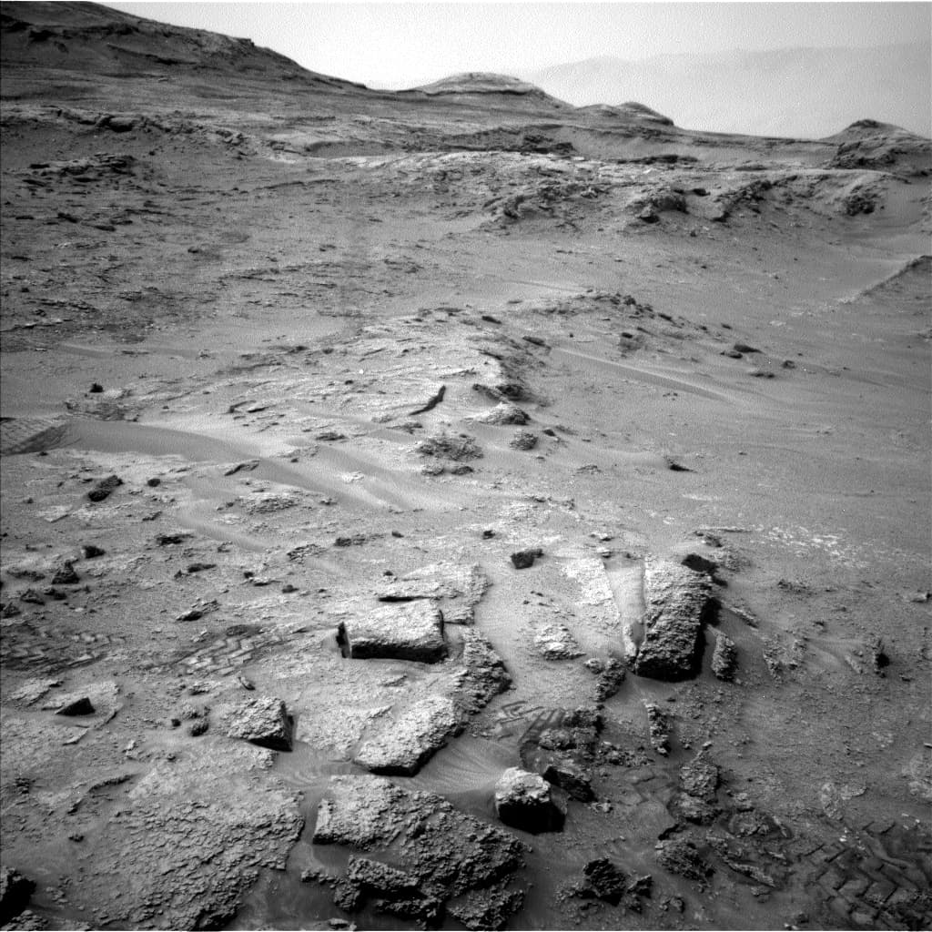 Foto de Marte da câmera NAV_LEFT_B