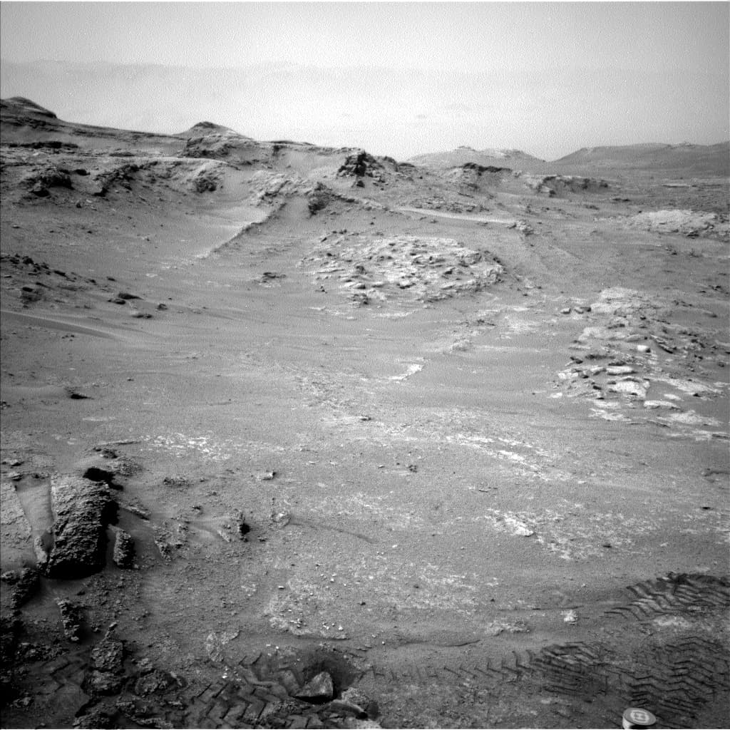 Foto de Marte da câmera NAV_LEFT_B