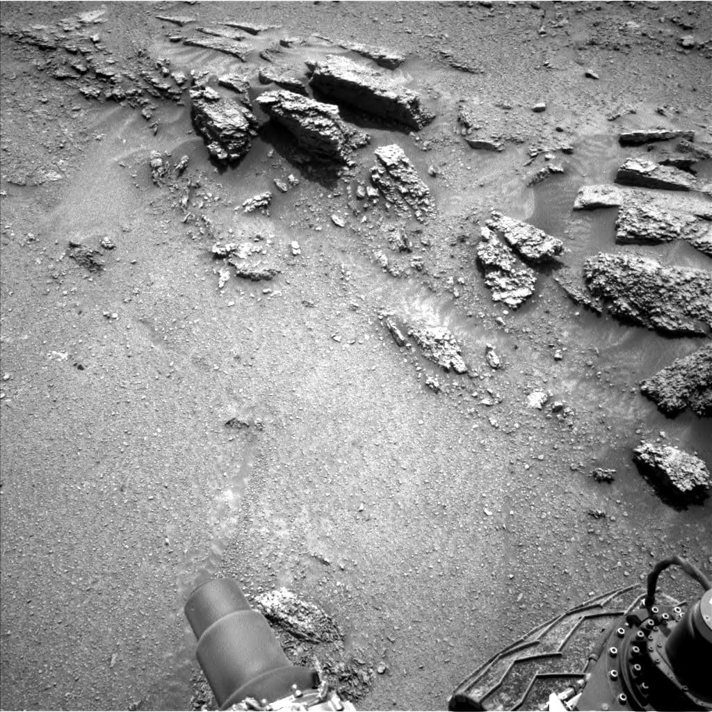 Foto de Marte da câmera NAV_LEFT_B