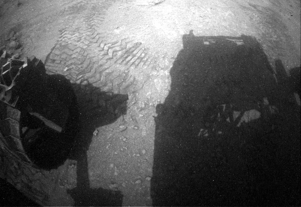 Foto de Marte da câmera RHAZ_RIGHT_B