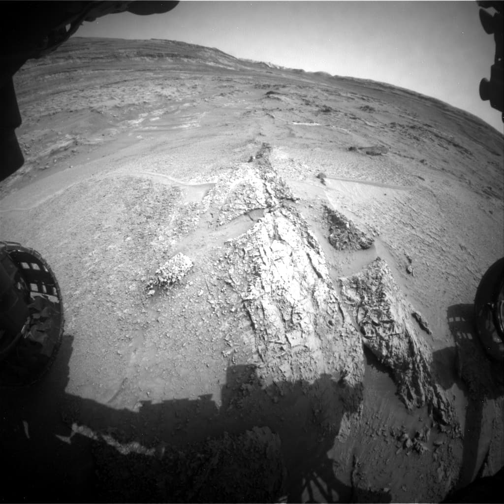 Foto de Marte da câmera FHAZ_LEFT_B