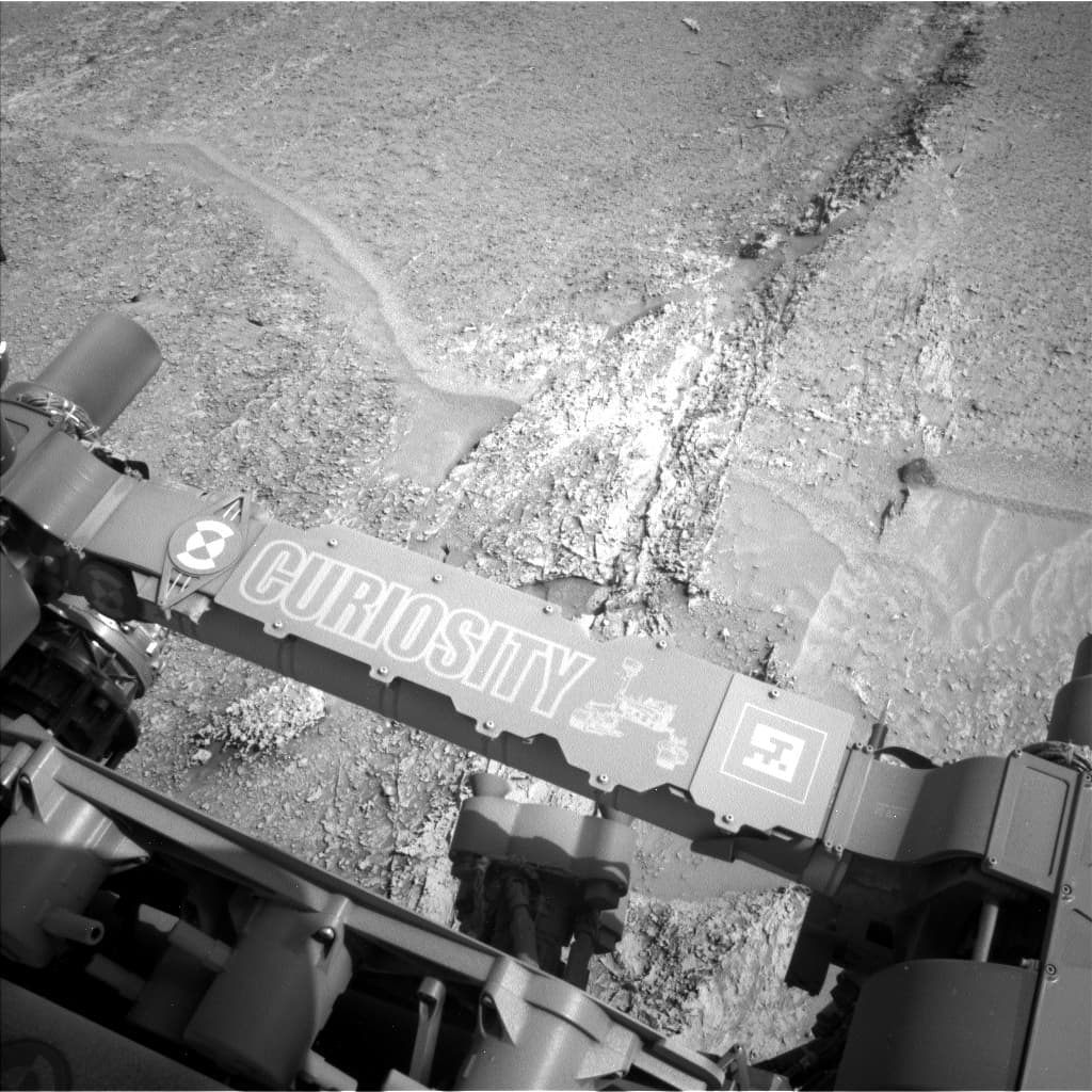 Foto de Marte da câmera NAV_LEFT_B