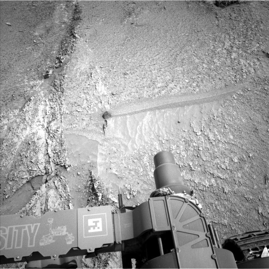 Foto de Marte da câmera NAV_LEFT_B