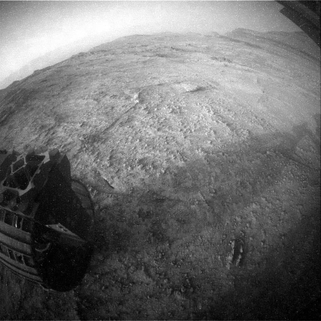 Foto de Marte da câmera RHAZ_LEFT_B