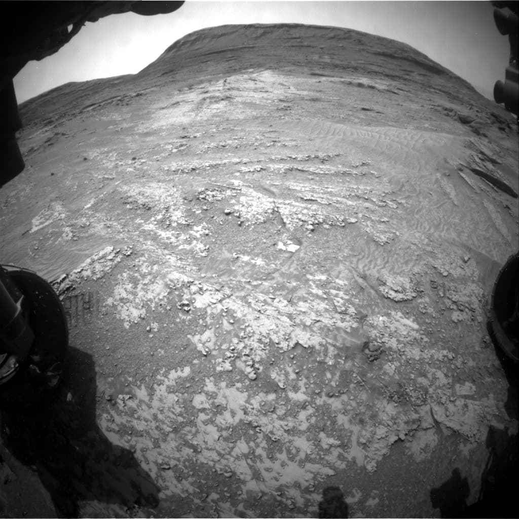 Foto de Marte da câmera FHAZ_LEFT_B