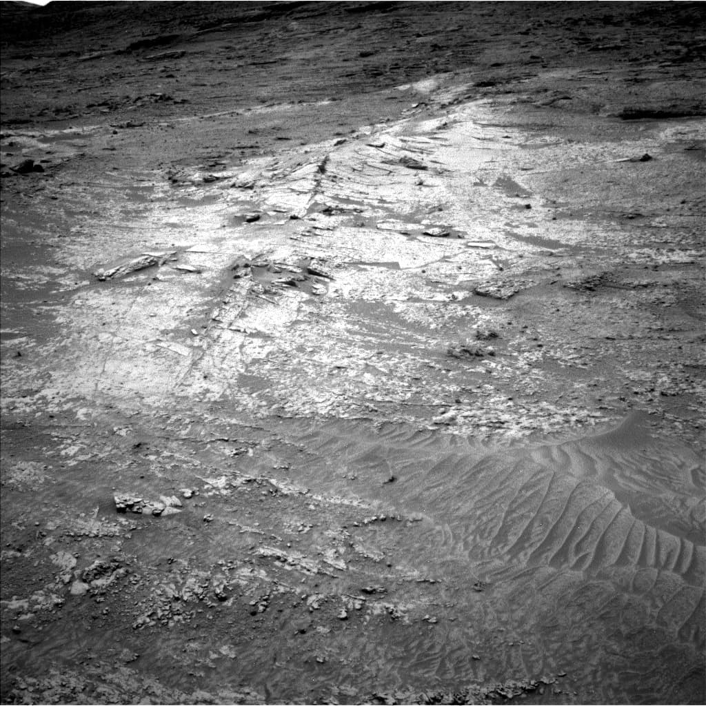 Foto de Marte da câmera NAV_LEFT_B