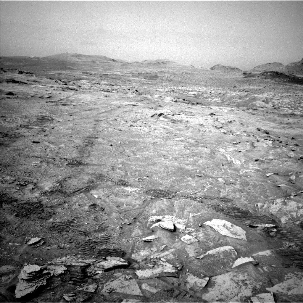 Foto de Marte da câmera NAV_LEFT_B