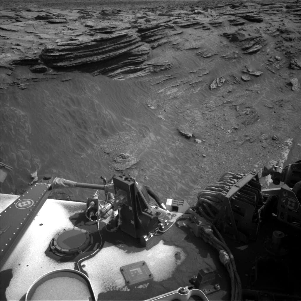 Foto de Marte da câmera NAV_LEFT_B