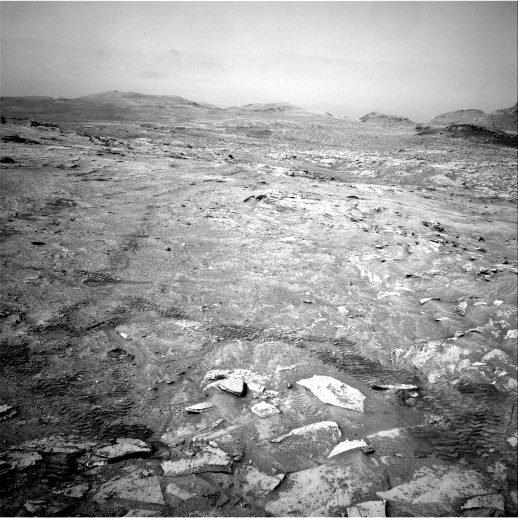 Foto de Marte da câmera NAV_RIGHT_B