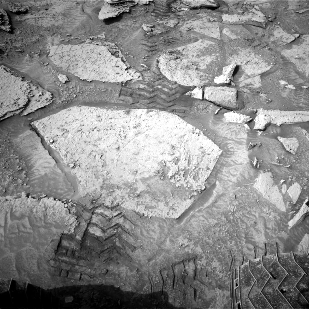 Foto de Marte da câmera NAV_RIGHT_B