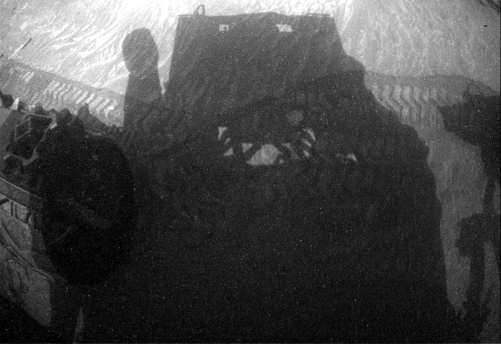 Foto de Marte da câmera RHAZ_RIGHT_B