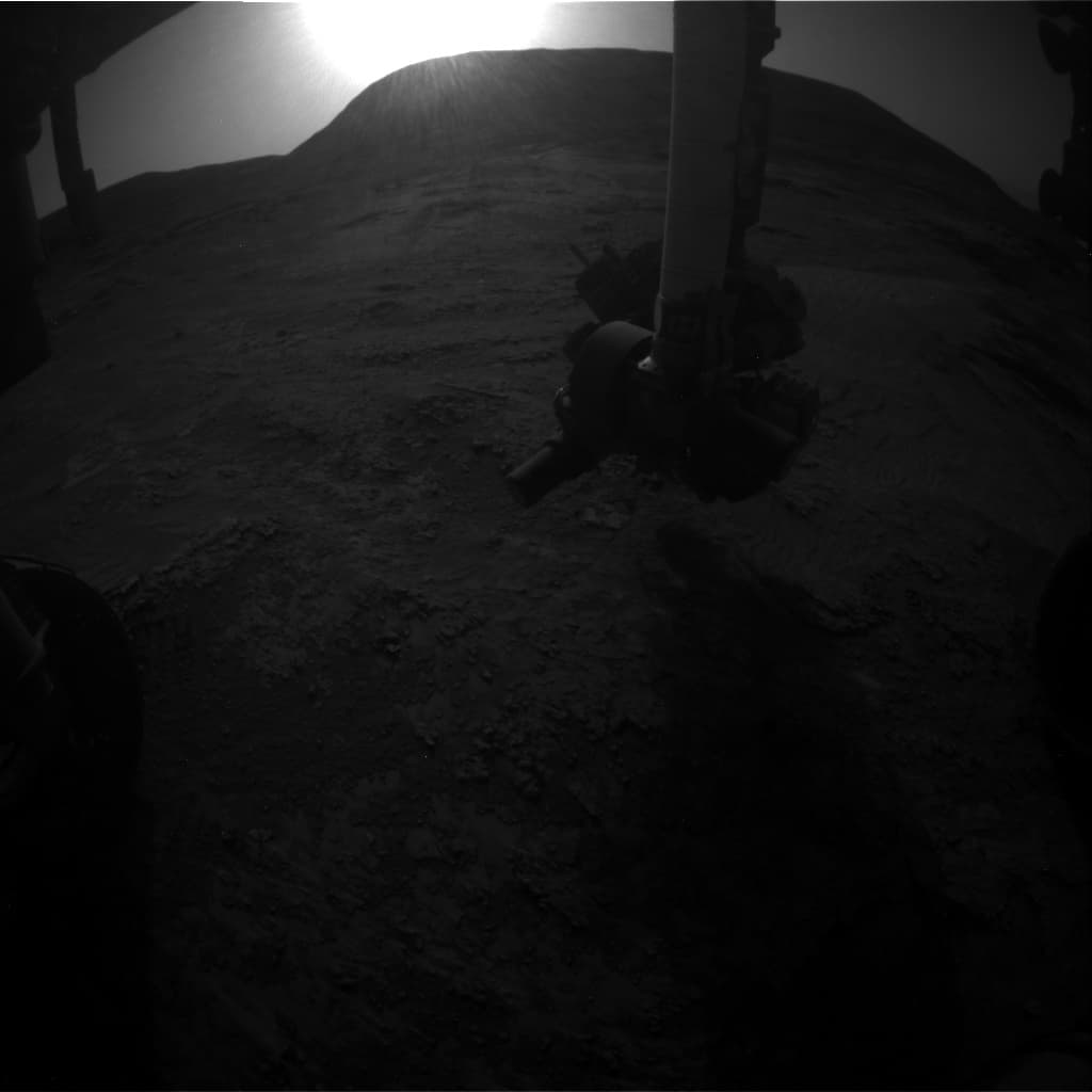 Foto de Marte da câmera FHAZ_LEFT_B