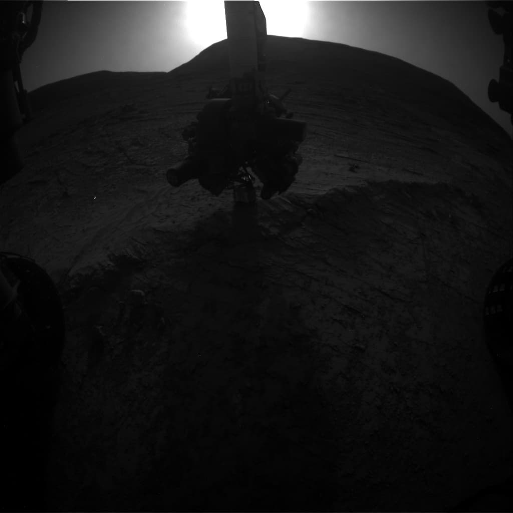 Foto de Marte da câmera FHAZ_LEFT_B