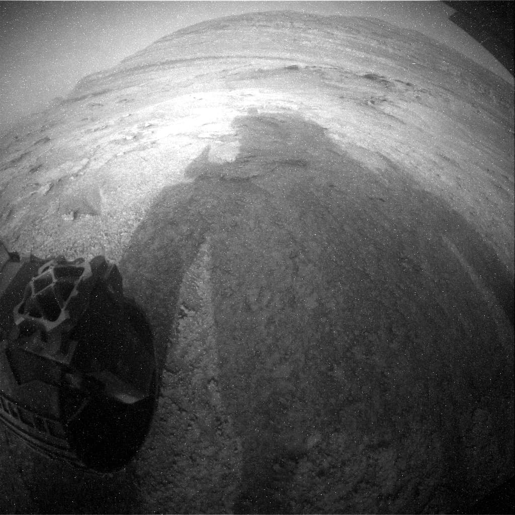 Foto de Marte da câmera RHAZ_LEFT_B