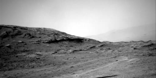 Foto de Marte da câmera NAV_RIGHT_B