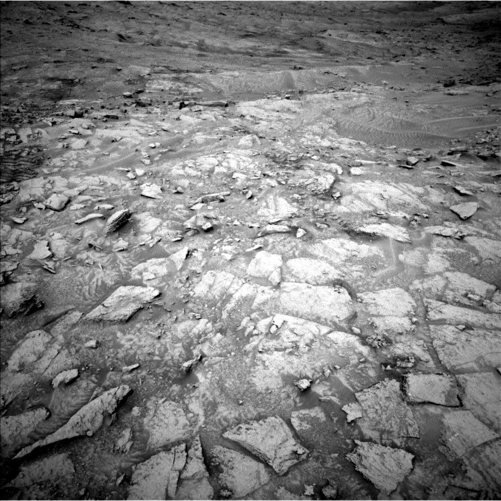 Foto de Marte da câmera NAV_LEFT_B