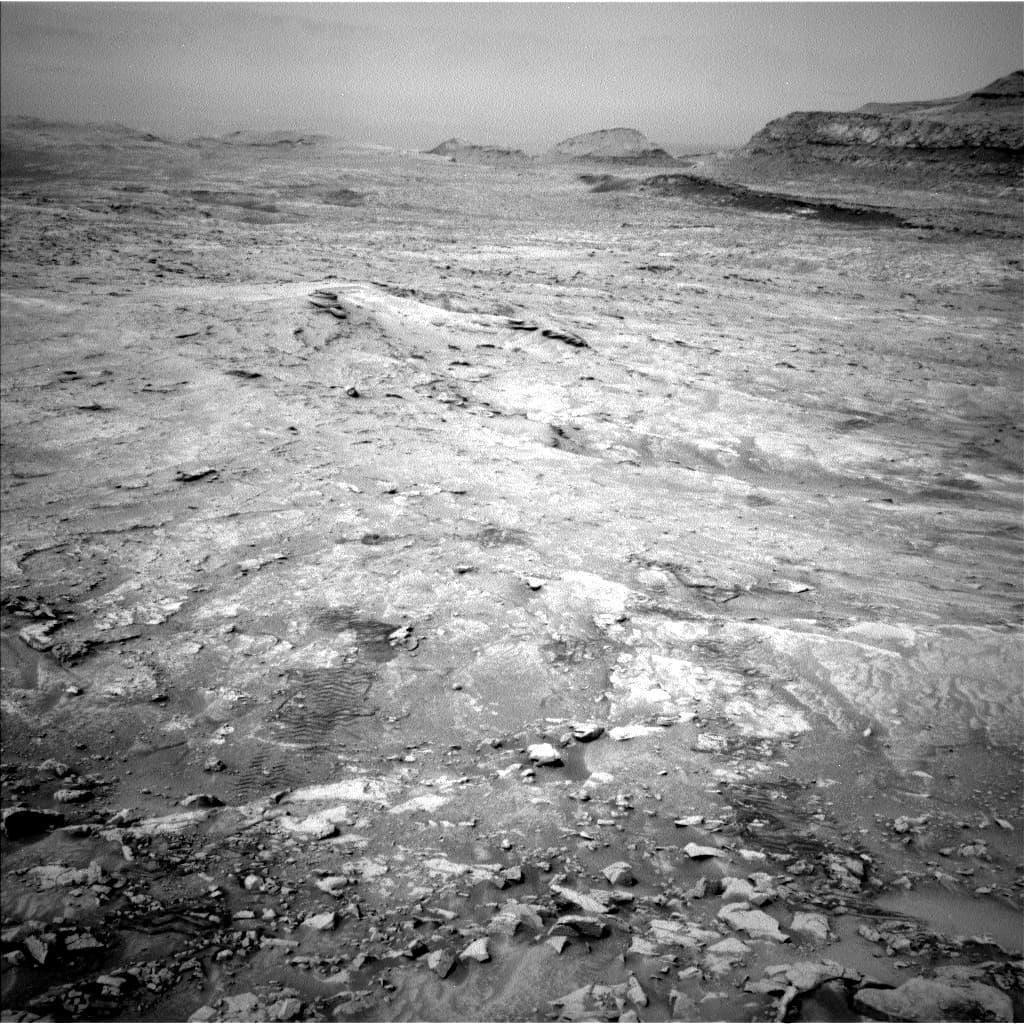 Foto de Marte da câmera NAV_LEFT_B