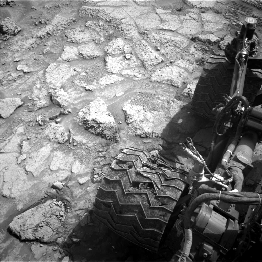 Foto de Marte da câmera NAV_LEFT_B