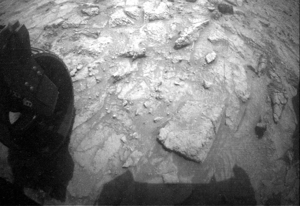 Foto de Marte da câmera RHAZ_RIGHT_B