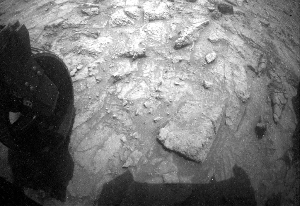 Foto de Marte da câmera RHAZ_RIGHT_B