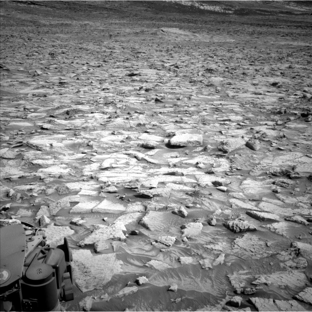 Foto de Marte da câmera NAV_LEFT_B