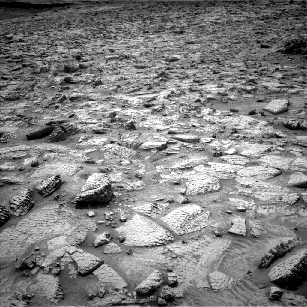 Foto de Marte da câmera NAV_LEFT_B