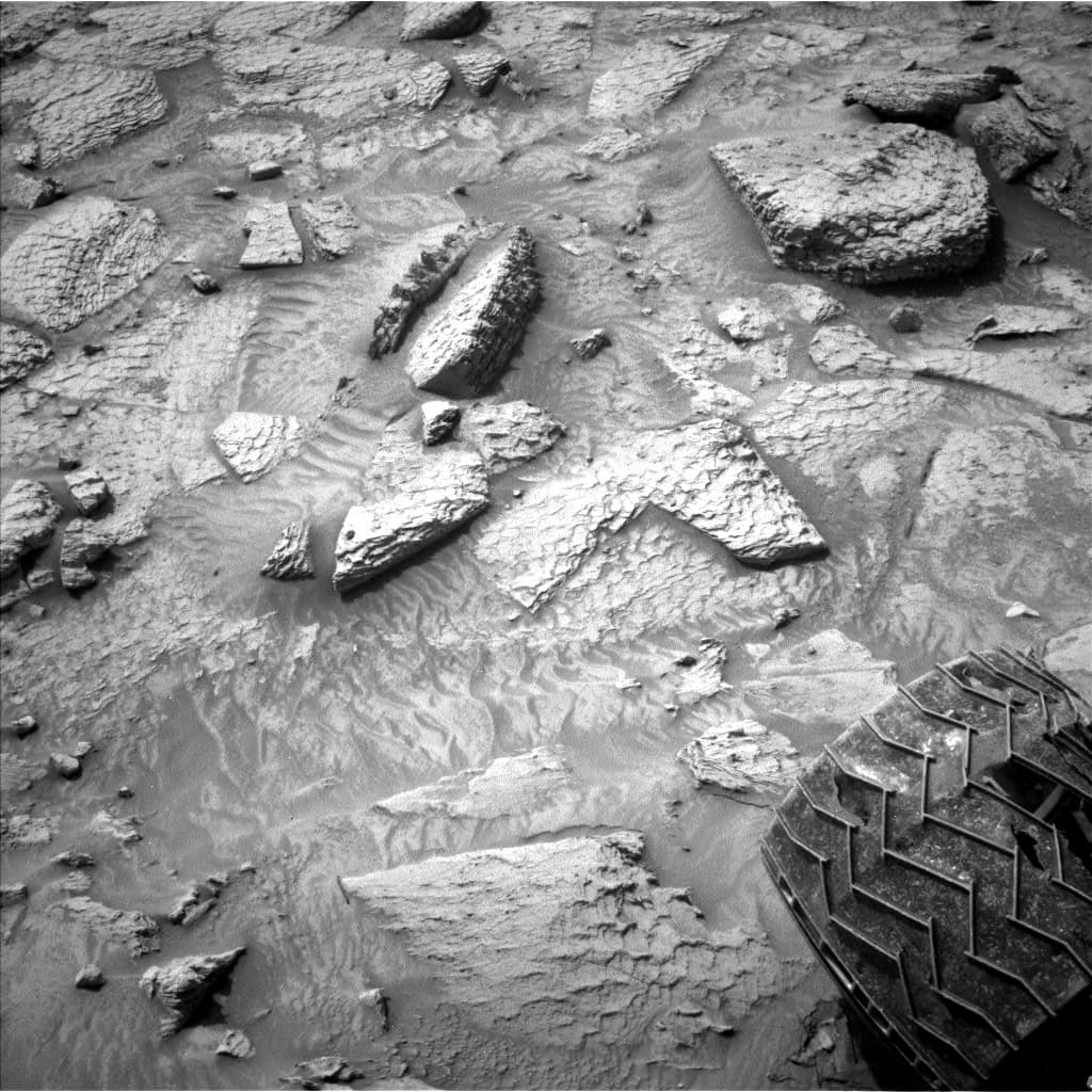 Foto de Marte da câmera NAV_LEFT_B