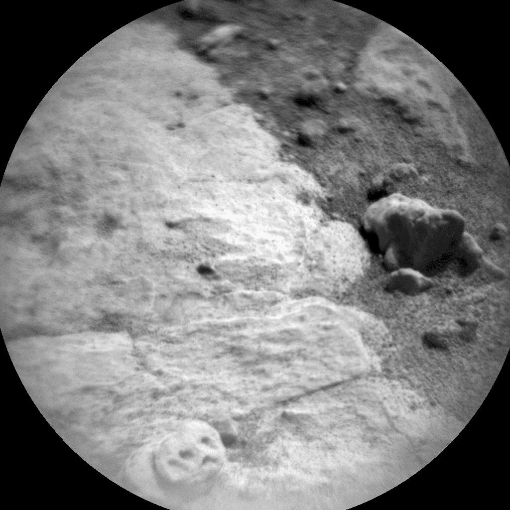 Foto de Marte da câmera CHEMCAM_RMI