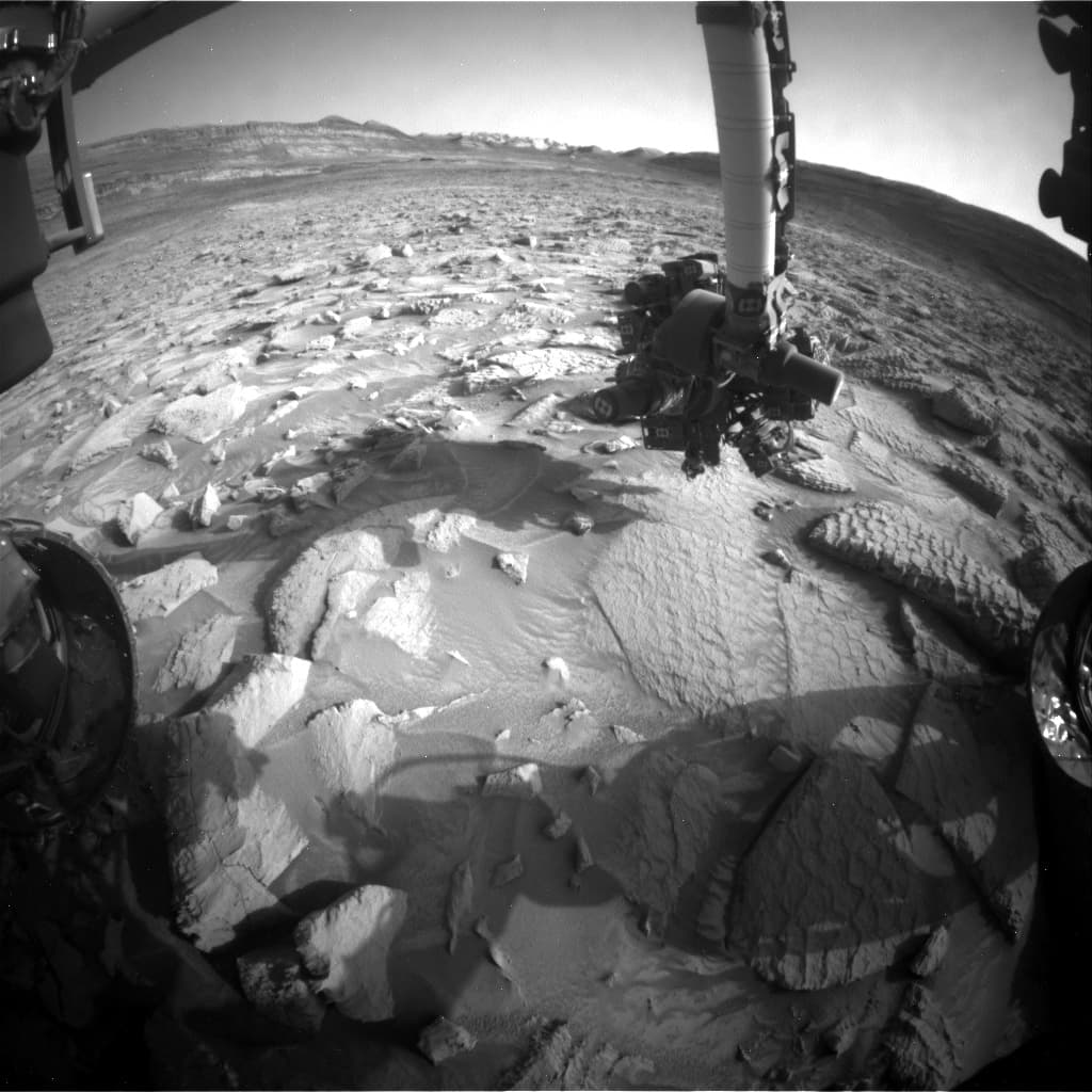 Foto de Marte da câmera FHAZ_LEFT_B