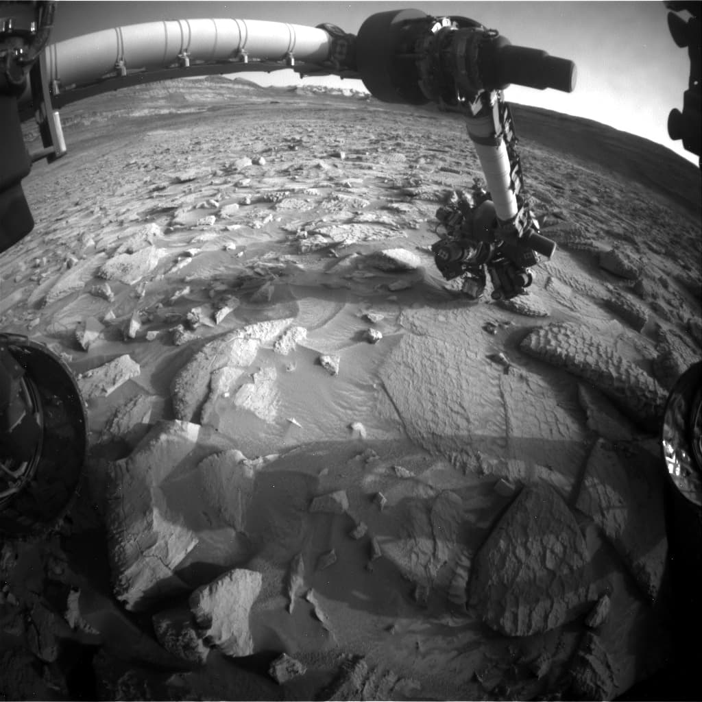 Foto de Marte da câmera FHAZ_LEFT_B