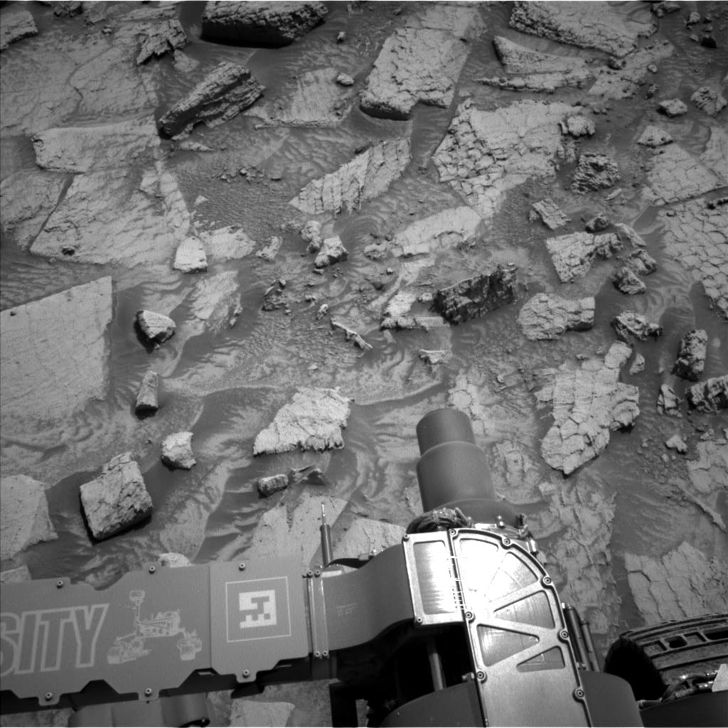Foto de Marte da câmera NAV_LEFT_B