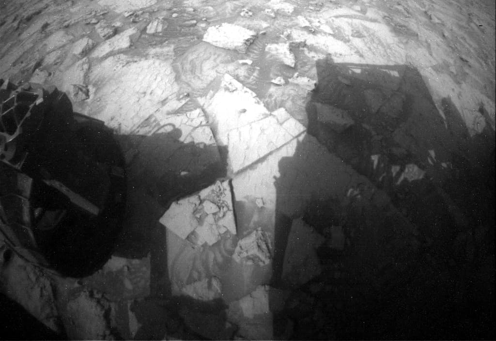 Foto de Marte da câmera RHAZ_RIGHT_B