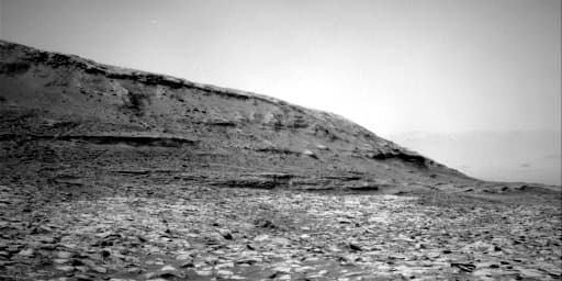 Foto de Marte da câmera NAV_RIGHT_B