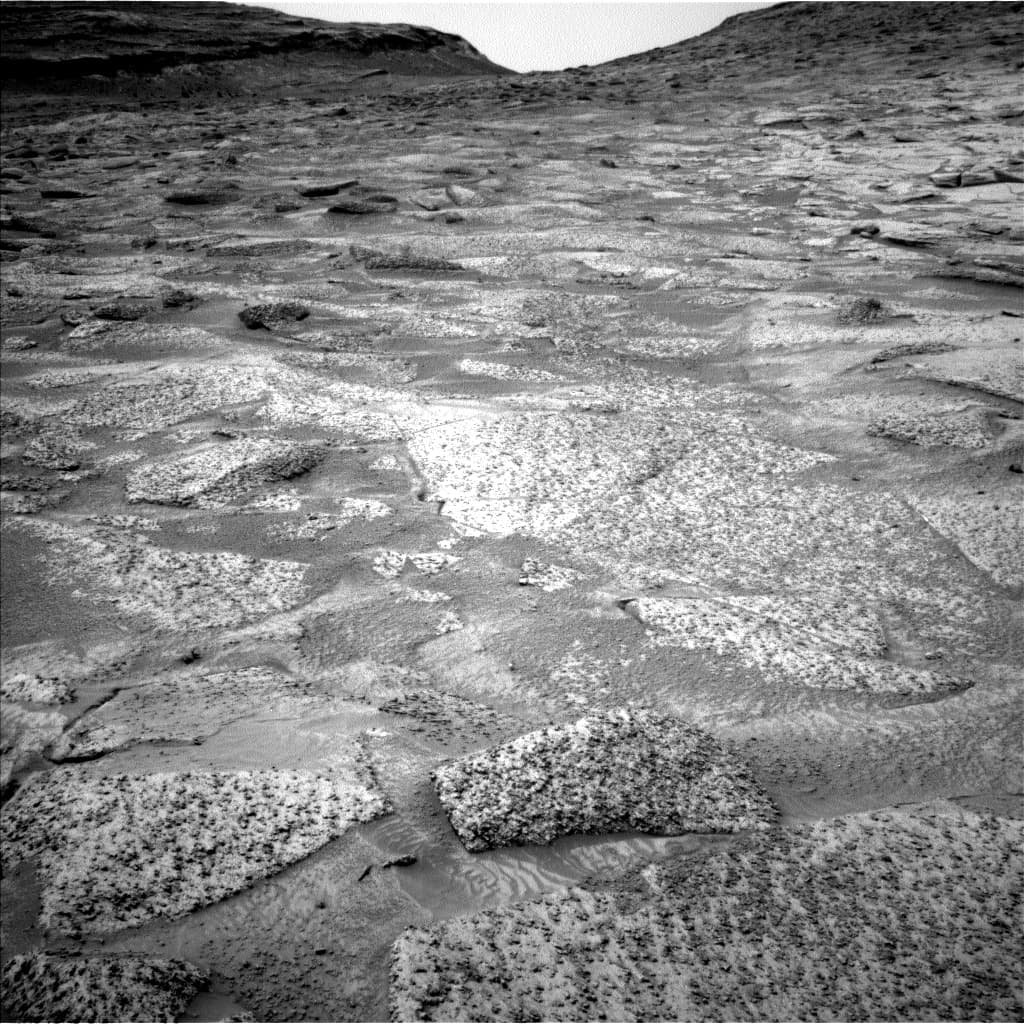 Foto de Marte da câmera NAV_LEFT_B