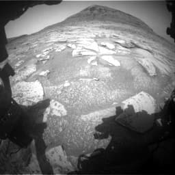 Foto de Marte da câmera FHAZ_LEFT_B