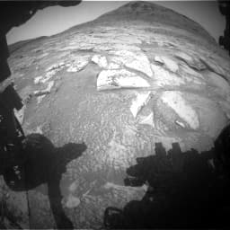 Foto de Marte da câmera FHAZ_LEFT_B