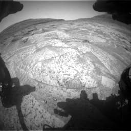 Foto de Marte da câmera FHAZ_RIGHT_B