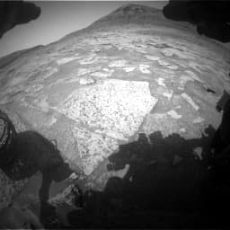 Foto de Marte da câmera FHAZ_RIGHT_B