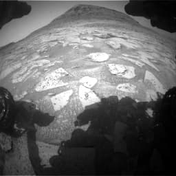 Foto de Marte da câmera FHAZ_RIGHT_B