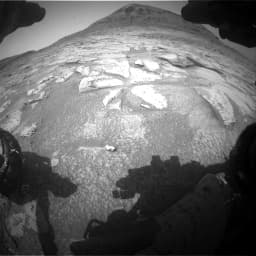 Foto de Marte da câmera FHAZ_RIGHT_B