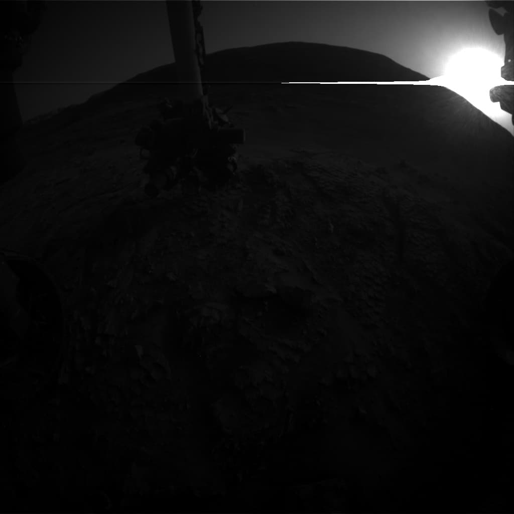 Foto de Marte da câmera FHAZ_LEFT_B