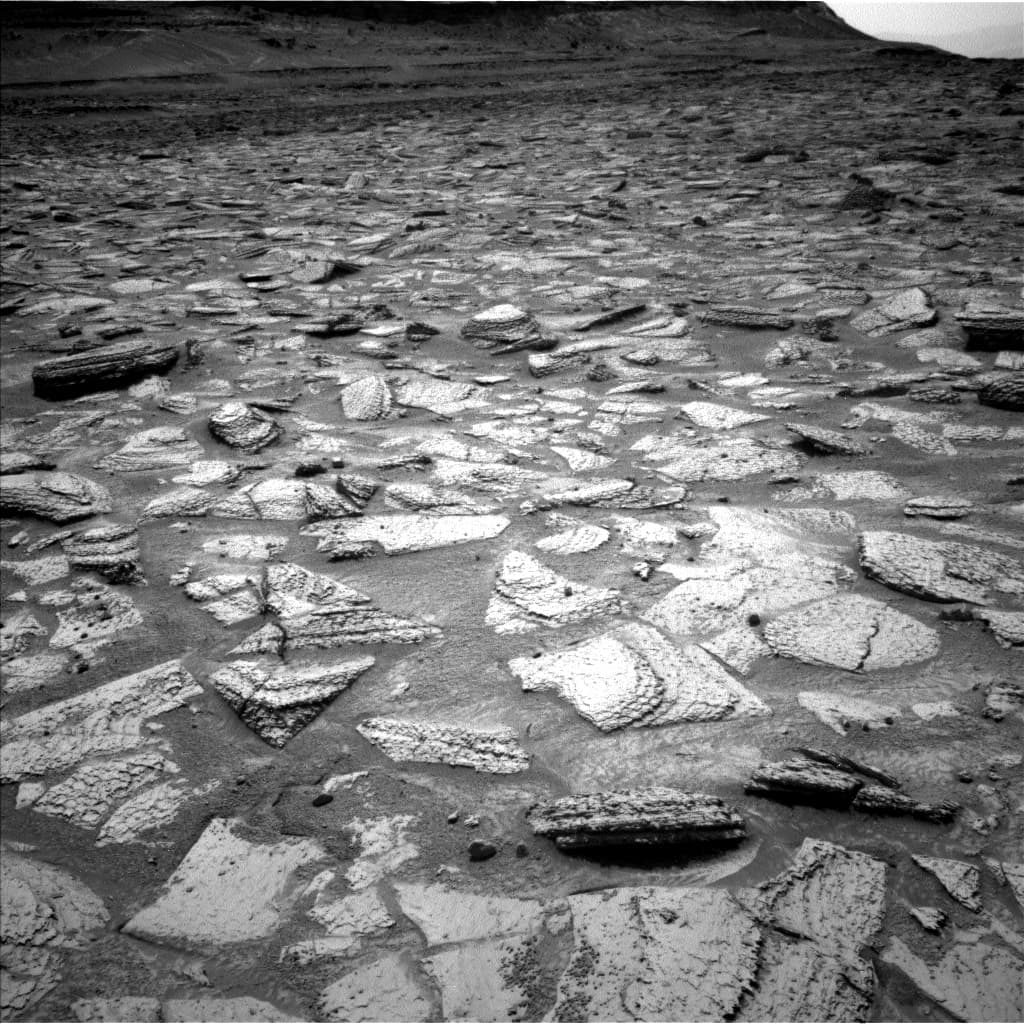 Foto de Marte da câmera NAV_LEFT_B