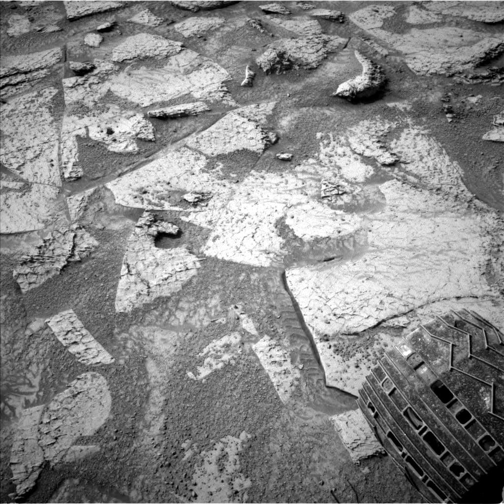 Foto de Marte da câmera NAV_LEFT_B