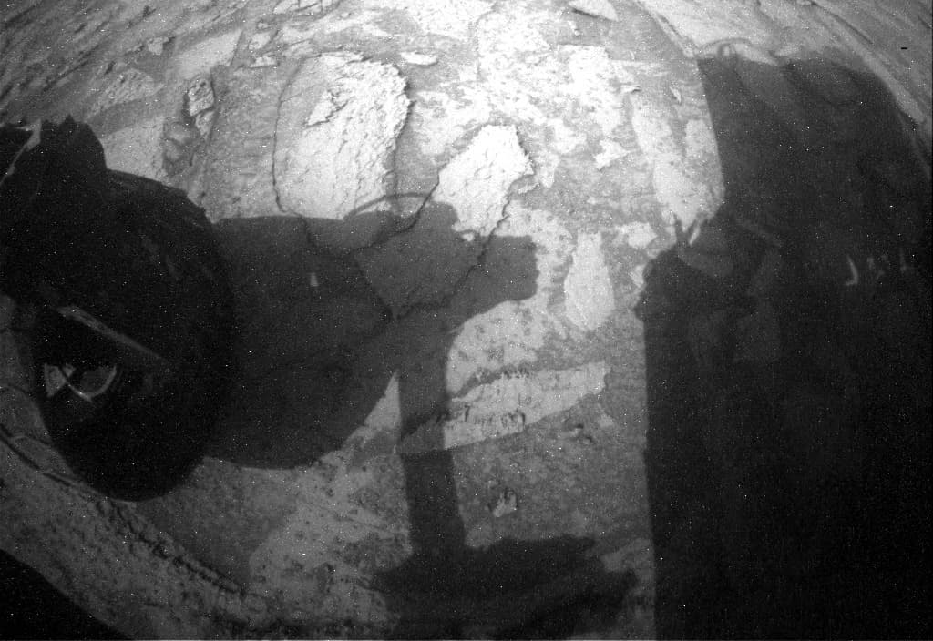 Foto de Marte da câmera RHAZ_RIGHT_B