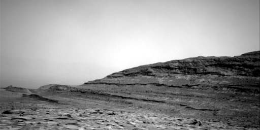 Foto de Marte da câmera NAV_RIGHT_B