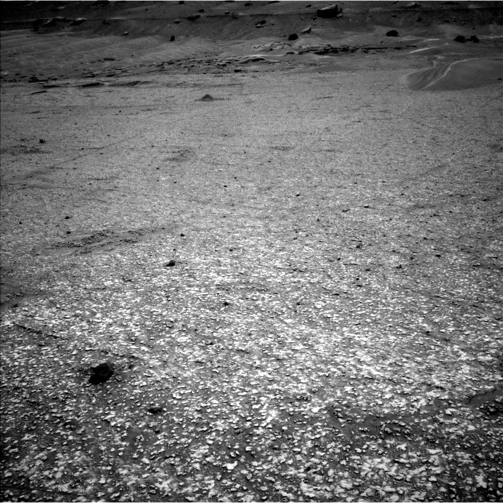 Foto de Marte da câmera NAV_LEFT_B