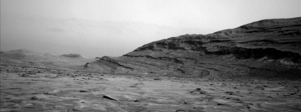 Mars image captured by NAV_LEFT_B on Curiosity