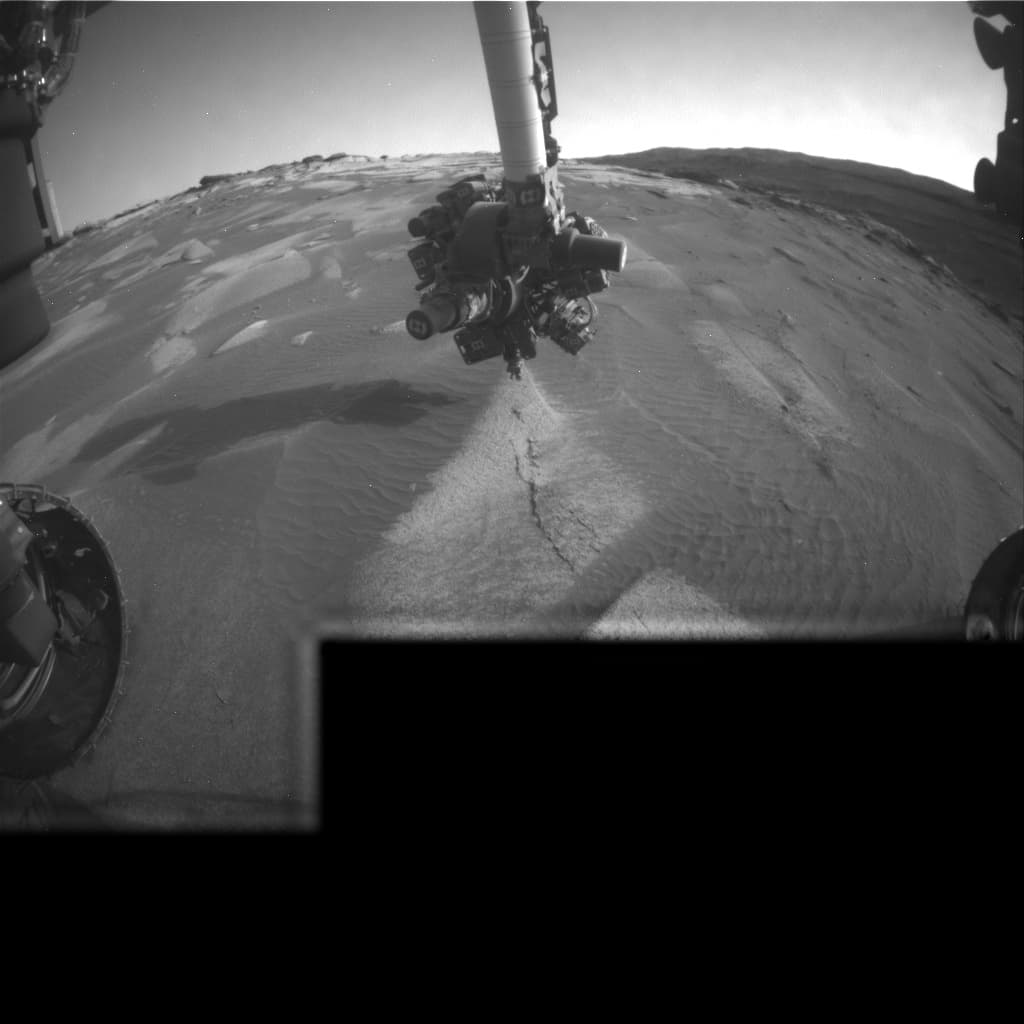 Mars image captured by FHAZ_LEFT_B on Curiosity